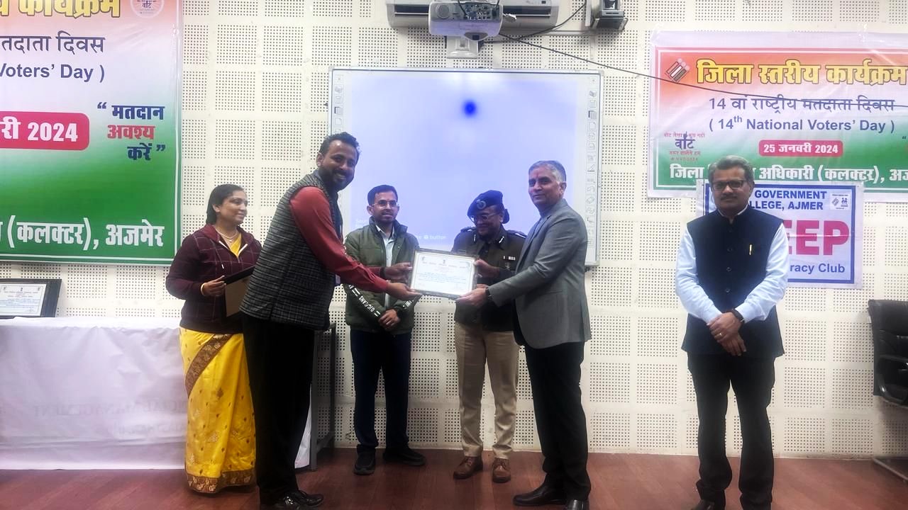 Ajmer District Collector Felicitated CFAR on National Voters’ Day